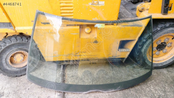 MERCEDES E200 ÖN CAM ÇEVİK OTO ÇIKMA