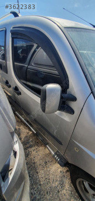 Fiat Doblo sağ ön kapı