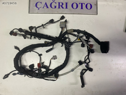 04L972627 KC 1.6 TDI MOTOR TESİSATI GOLF PASSAT A3 Q2 LEON ATECA
