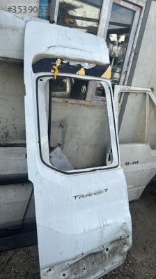 Ford transit 363 sol bagaj kapağı