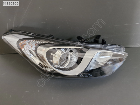 HYUNDAİ İ30 SAĞ ÖN FAR MOTORLU SIFIR 2012-2015