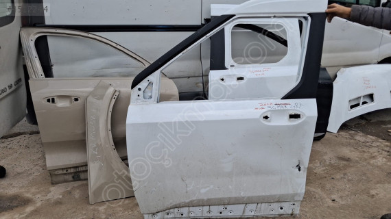 Courier sol ön kapı 2024-2025