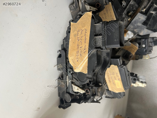 Ford Mondeo mk 4 kapı kilidi