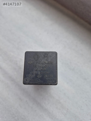 Renault Safrane, 1992.04 - 1996.07 Röle 7700808471