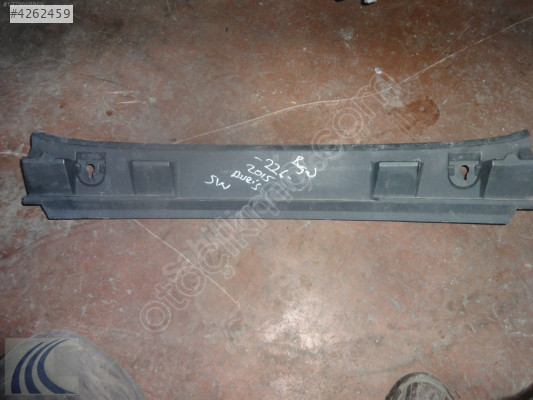 TOYOTA AURIS SW 2017 ÇIKMA PLASTİK ARKA KOLTUK ARKASI