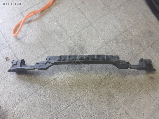 Mercedes C 205 TAMPON KÖPÜĞÜ SÖKME
