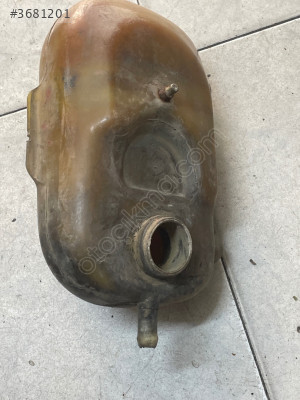 Renault 9 yedek su deposu