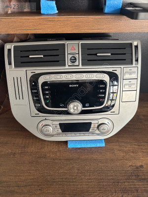 FORD C MAX KUGA TEYP ÇERÇEVESİ