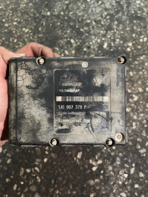 AUDİ A3 ÇIKMA ORJİNAL ABS BEYNİ 1J0907379P