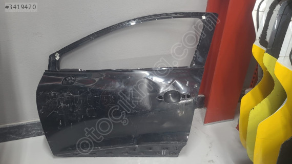 RENAULT CLIO 4 ORİJİNAL ÇIKMA SOL ÖN KAPI