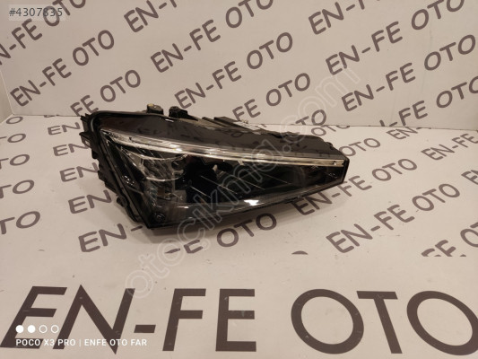 SKODA SCALA MERCEKLİ LED SAĞ FAR ORJİNAL 1