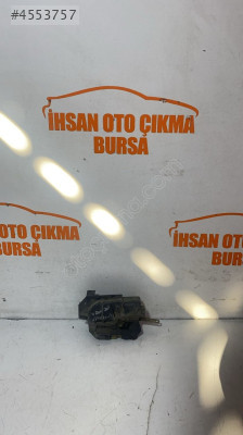 Dacia Sandero sağ sağ arka kapı kilidi