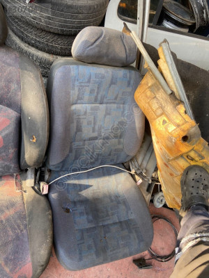 PEUGEOT   306  SAĞ  ÖN   KOLTUK  TEMİZ  SAĞLAM