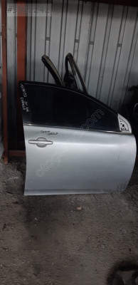 TOYOTA COROLLA SAĞ ÖN KAPI ÇIKMA ORJJINAL