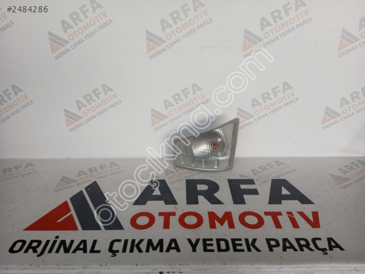 Isuzu NPR sinyal lambası