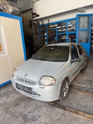 Renault Clio kapıları