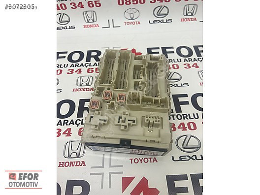 TOYOTA COROLLA SIFIR SİGORTA KONTROL PANELİ 15-18 82730-02140-A