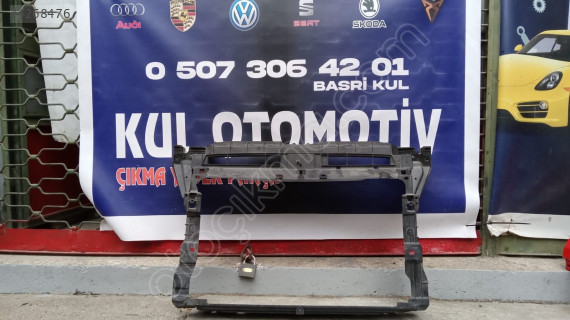 T-roc on panel 20-24