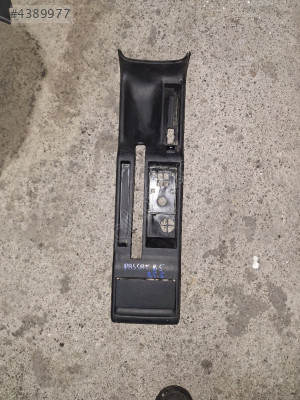 VOLKSWAGEN PASSAT B5-B5.5 KASA ORTA KONSOL ÇIKMA ORJİNAL PARÇA