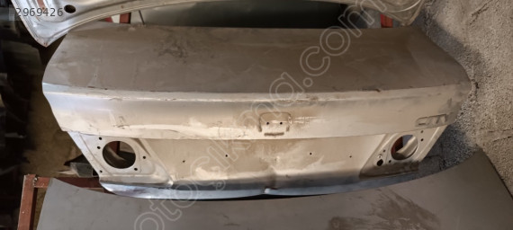 Honda City arka bagaj kapağı