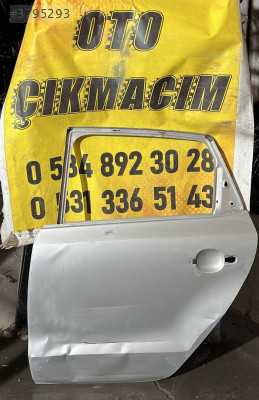 VW POLO SOL ARKA KAPI