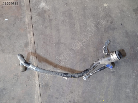 BMW G3O YAKIT DOLUM BORUSU