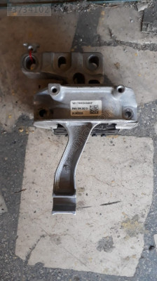 VOKLSWAGEN GOLF  2013 2019 SAĞ MOTOR TAKOZU 5WA199262G