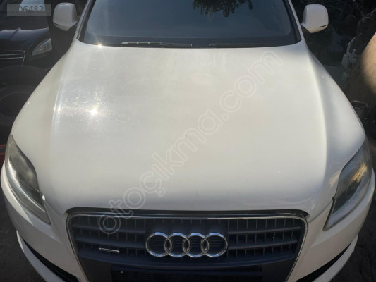 AUDI Q7 KAPUT KONUK OTO 05323167897