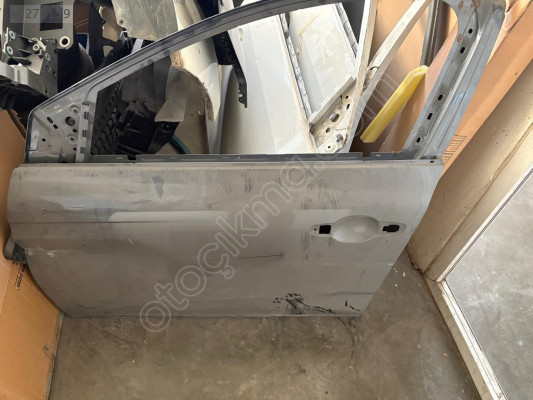 Renault Megane 4 Orijinal Çıkma Sol Ön Kapı 806758481R 801010705R