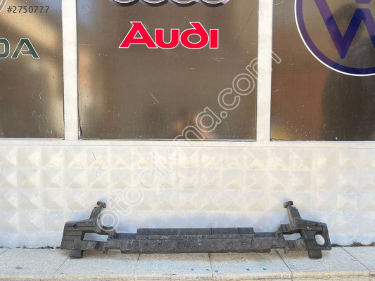 Audi a6 tampon demiri köpüğü 4g0807550