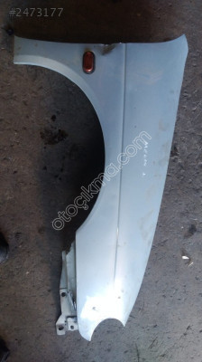 Renault megane 1 sag camurluk yedek parça