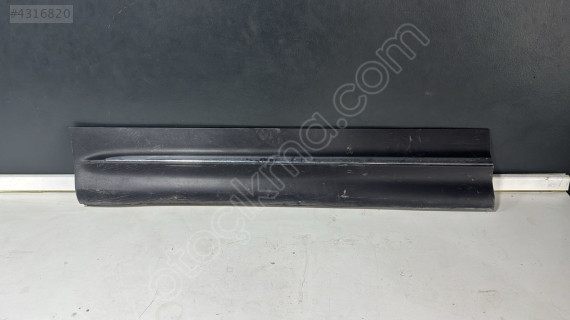 MERCEDES GLB W247 SOL ÖN KAPI BANDI 2477274700