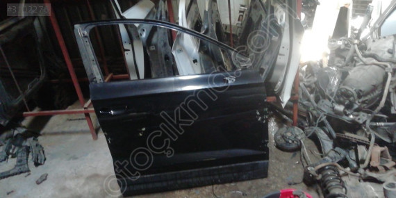 Audi A3 sag ön kapı çıkma