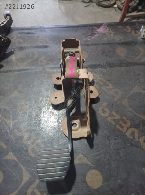 RENAULT FULENCE DEBRİYAJ PEDAL