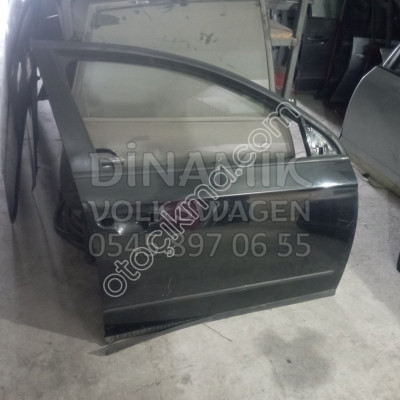 Volkswagen Passat B6 Orijinal Çıkma Siyah Sağ Ön Kapı