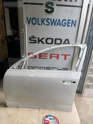 SKODA OCTAVİA SOL ÖN KAPI