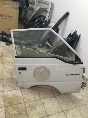 MITSUBISHI L300 SAĞ ÖN KAPI