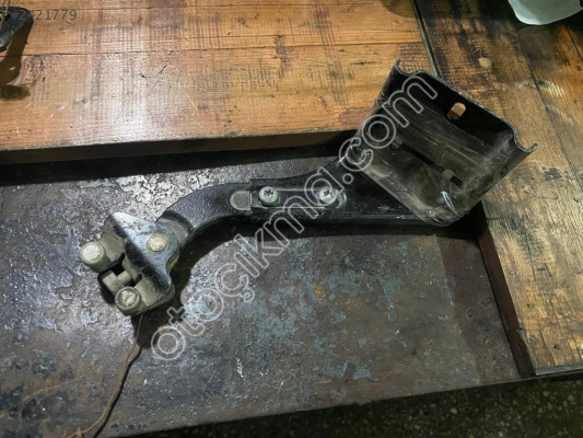 MERCEDES VİTO SAĞ SÜRGÜLÜ KAPI ALT RAYI ORJİNAL ÇIKMA TEMİZ