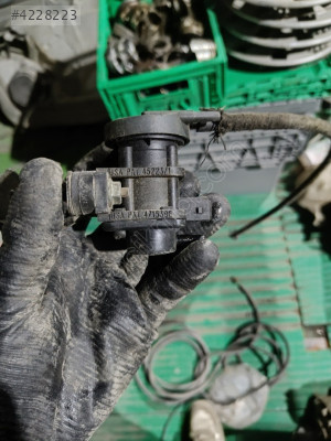 opel turbo basınç kontrol valfi. 4522371  9128022