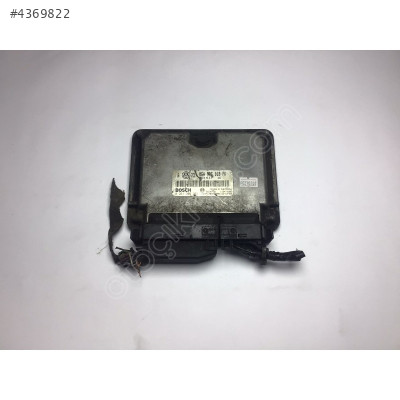 Volkswagen Golf 2.0 Motor Beyni M5.9.2 0261206261 06A906018FK