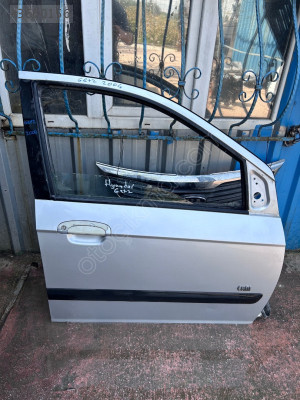 Hyundai getz sağ ön kapı dolu