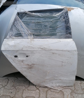 Audi A3 HB 2013 2020 Sağ Arka Kapı Orijinal Çıkma