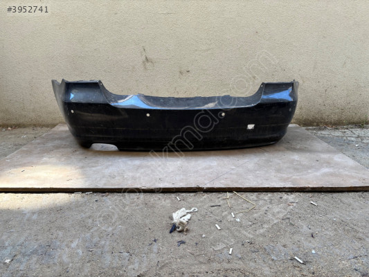 BMW 3 SERİSİ E 90 ARKA TAMPON ORİJİNAL ÇIKMA