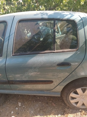 Renault clio 2 sol arka kapı orjınal hatasız sokme