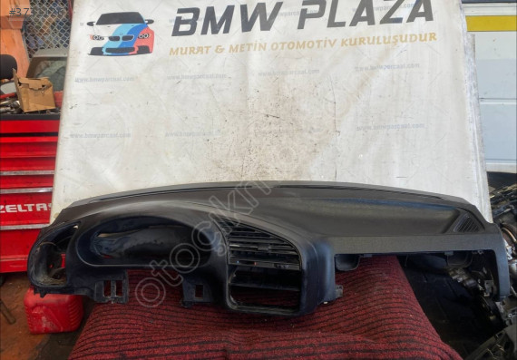 BMW E36 3 SERİ KOMPLE TORPİDO