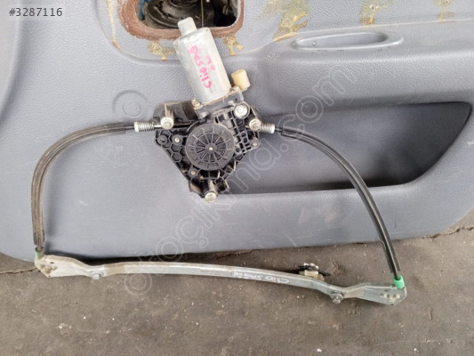 RENAULT CLİO SAĞ ÖN CAM MEKANİZMASI