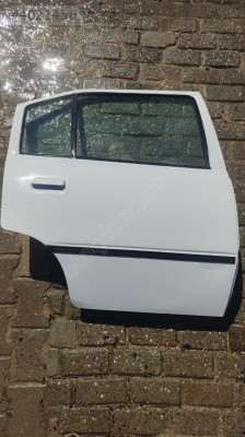 OPEL KADETT SAG ARKA KAPI ÇIKMA