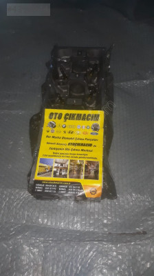 DACİA LOGAN SANDERO 8 VALF SİLİNDİR KAPAĞI