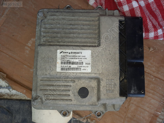 Fiat Punto motor beyni 58154472 - 7WES7W9CJ - MJD 6JF54