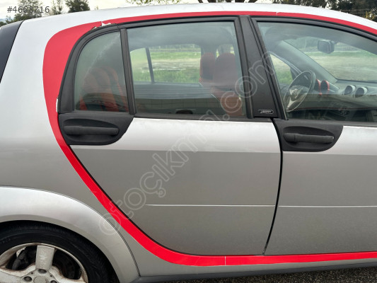 2004-2008 SMART FORFOUR SAĞ ARKA KAPI HATASIZ